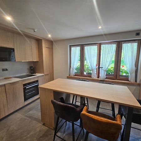 Hotel Plein Soleil Vacheresse Екстериор снимка