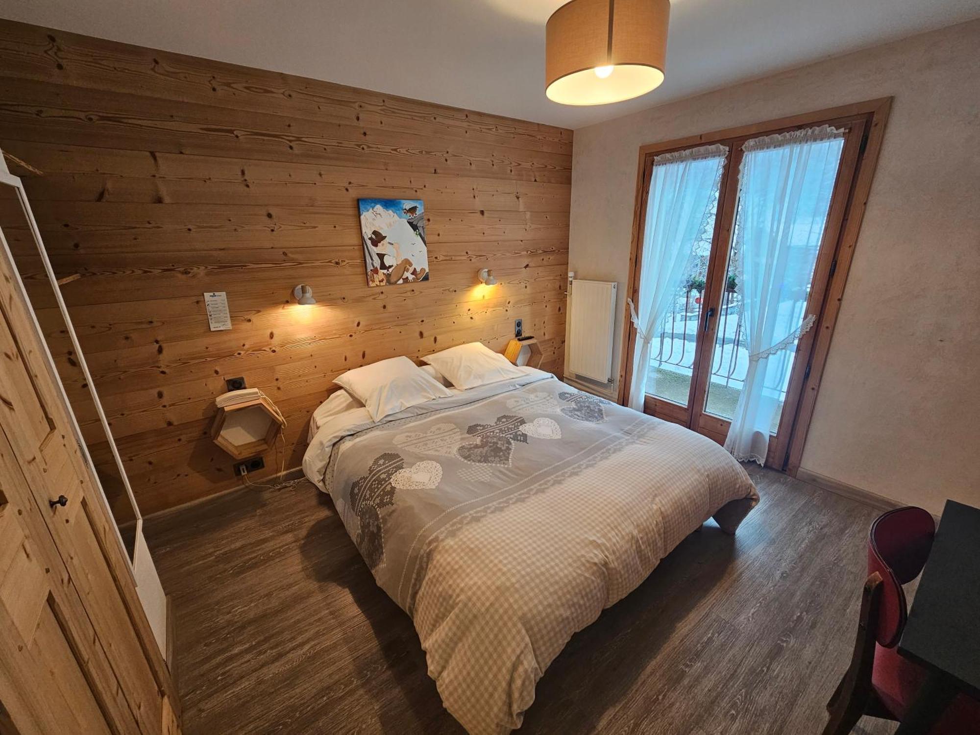 Hotel Plein Soleil Vacheresse Екстериор снимка