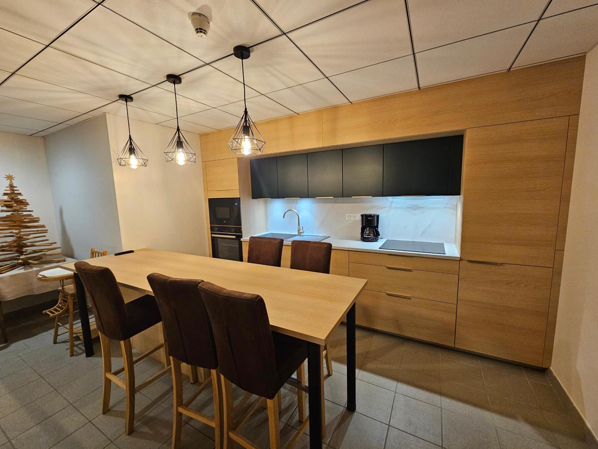 Hotel Plein Soleil Vacheresse Екстериор снимка