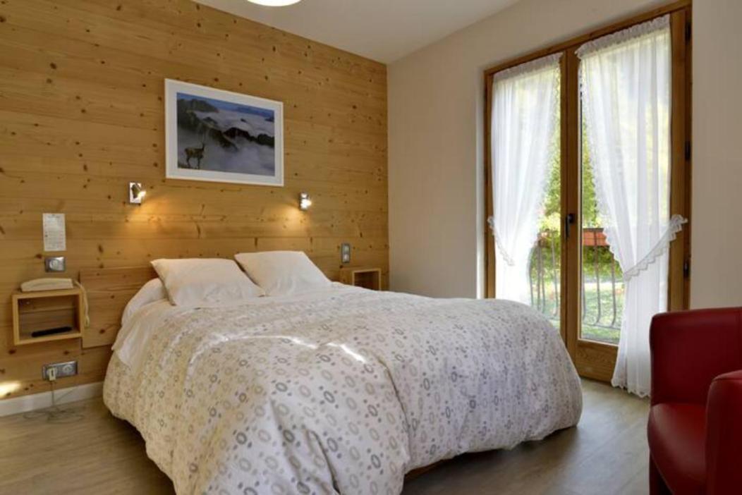 Hotel Plein Soleil Vacheresse Екстериор снимка