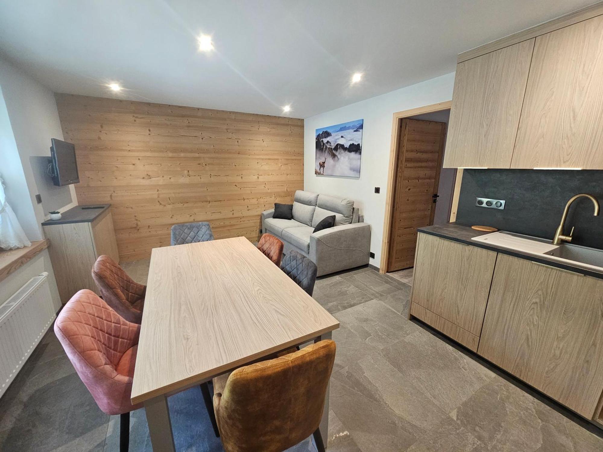 Hotel Plein Soleil Vacheresse Екстериор снимка