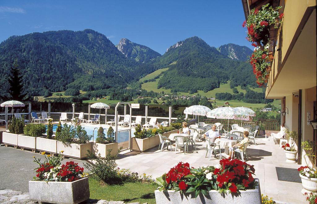 Hotel Plein Soleil Vacheresse Екстериор снимка