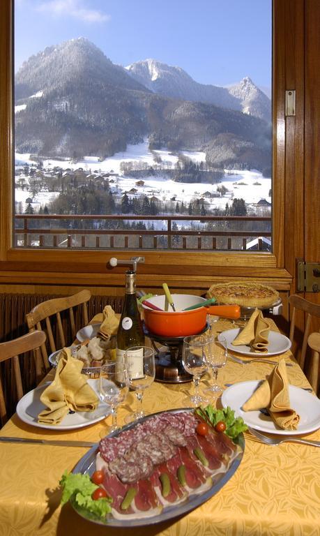 Hotel Plein Soleil Vacheresse Екстериор снимка