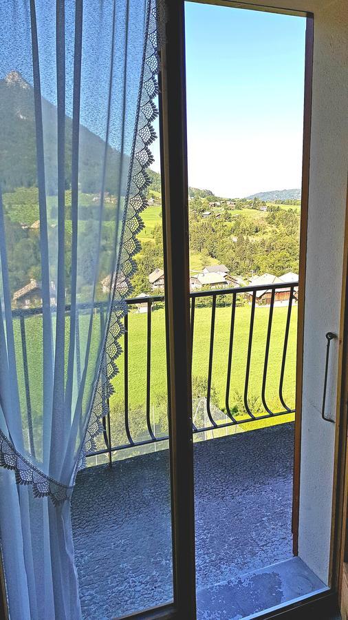 Hotel Plein Soleil Vacheresse Екстериор снимка